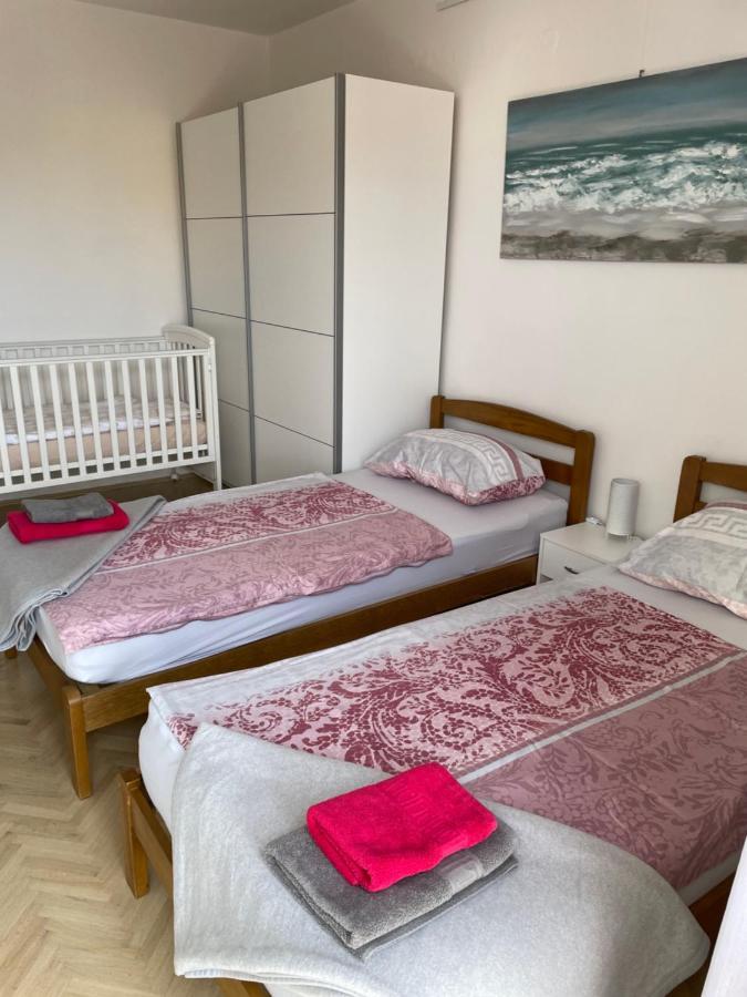 Casa Estancia Apartment Njivice Kültér fotó