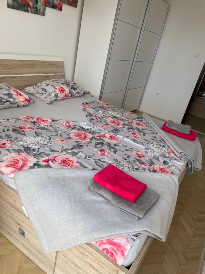 Casa Estancia Apartment Njivice Kültér fotó
